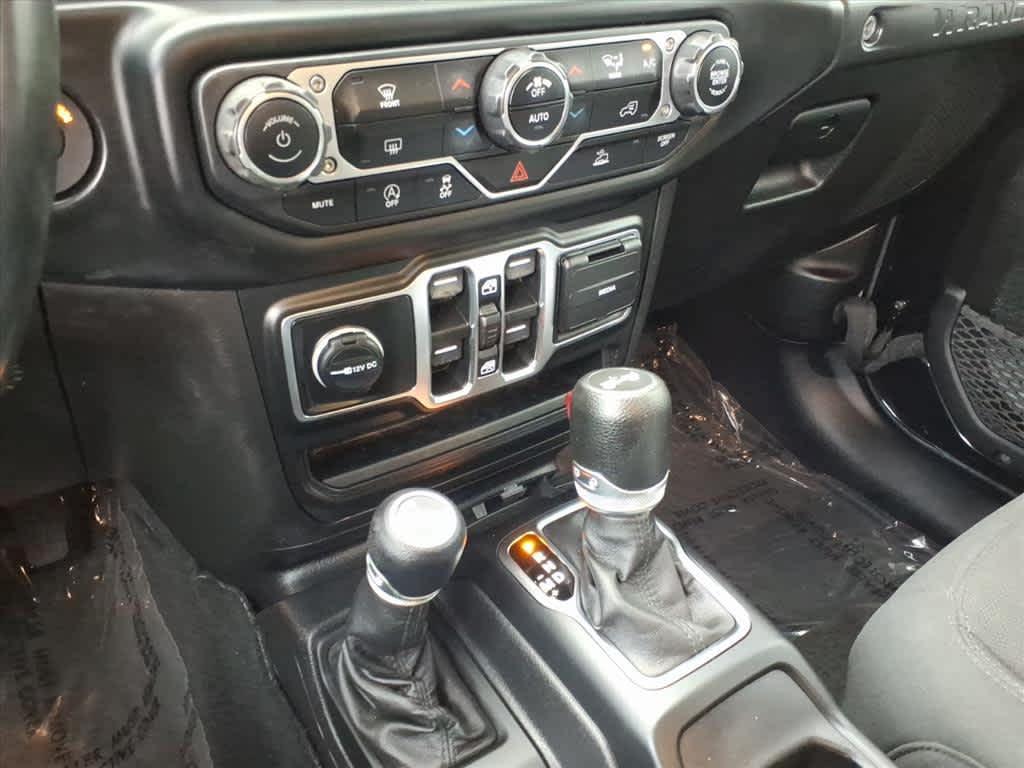 used 2022 Jeep Wrangler Unlimited car, priced at $39,722