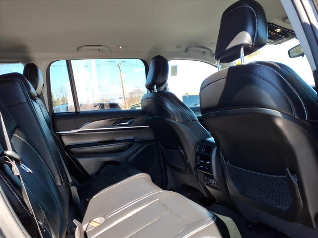 used 2023 Jeep Grand Cherokee car, priced at $32,555