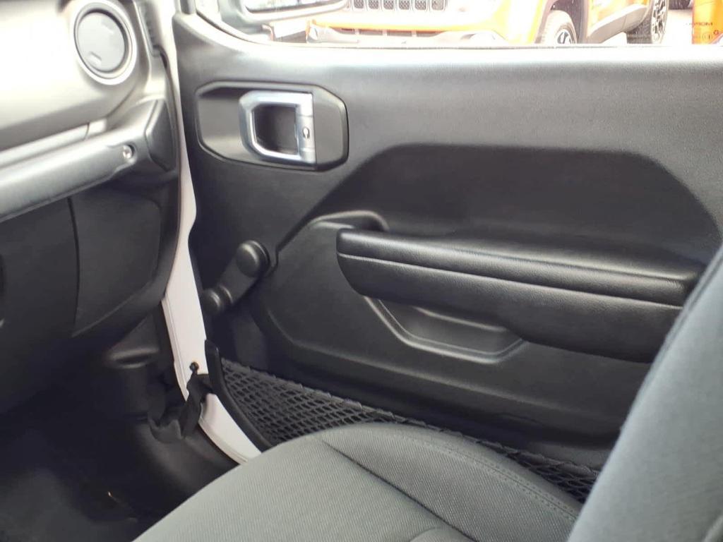 used 2021 Jeep Gladiator car, priced at $26,097