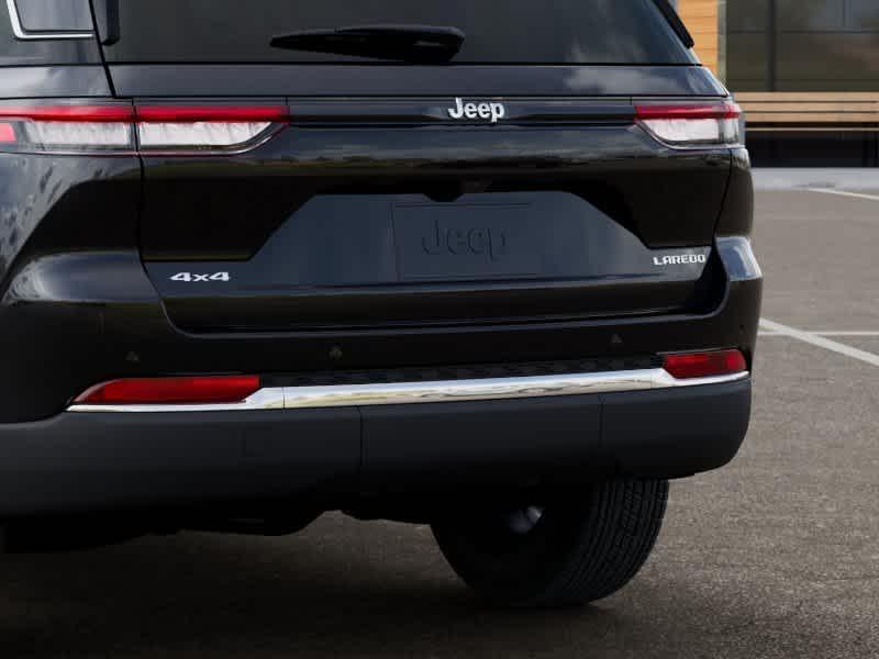 new 2025 Jeep Grand Cherokee car, priced at $35,675