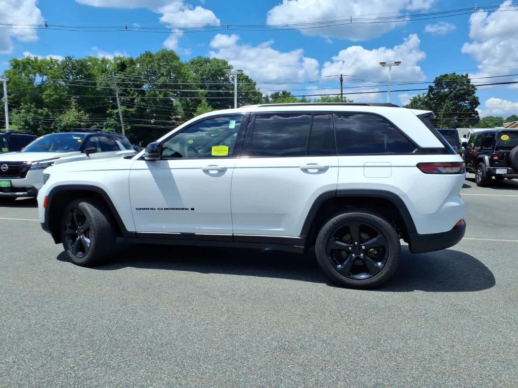 used 2023 Jeep Grand Cherokee car, priced at $34,639