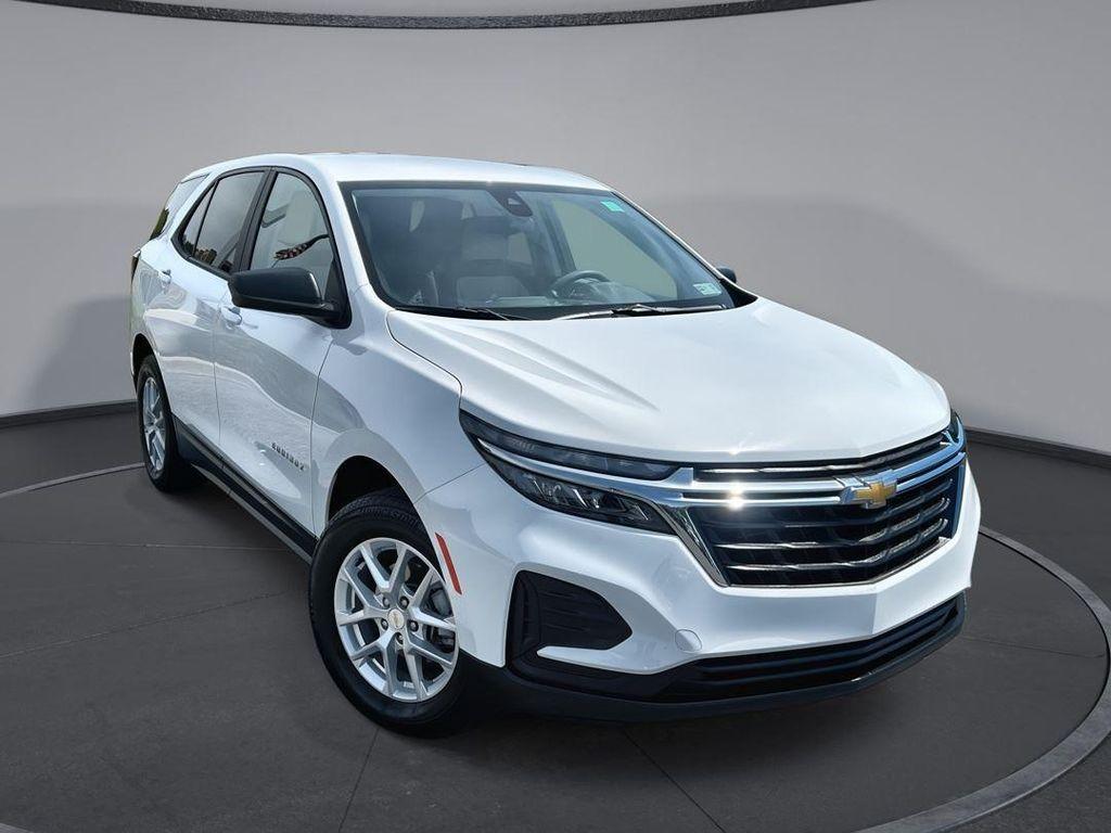 used 2023 Chevrolet Equinox car, priced at $24,000