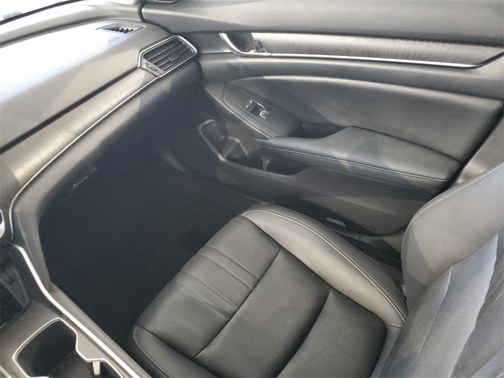 used 2021 Honda Accord Hybrid car, priced at $18,899