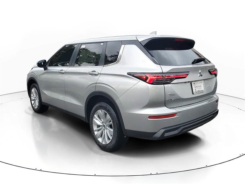 new 2026 Mitsubishi Outlander car, priced at $32,240