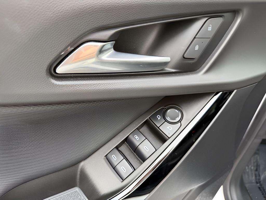 used 2025 Chevrolet Equinox car, priced at $23,995