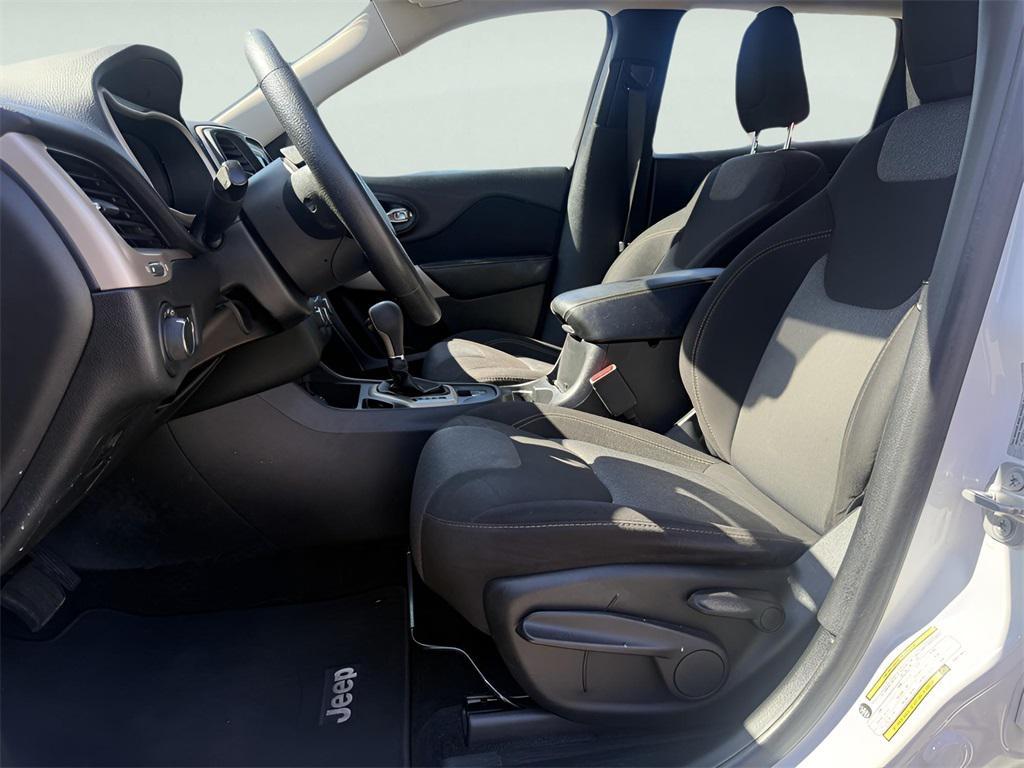 used 2017 Jeep Cherokee car, priced at $7,685