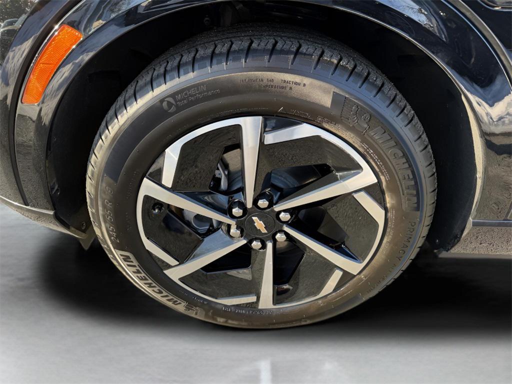 used 2025 Chevrolet Equinox EV car, priced at $23,295