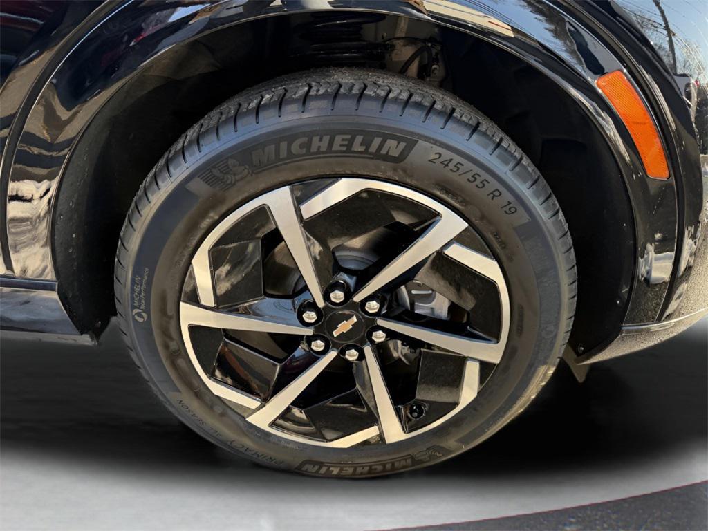 used 2025 Chevrolet Equinox EV car, priced at $23,295