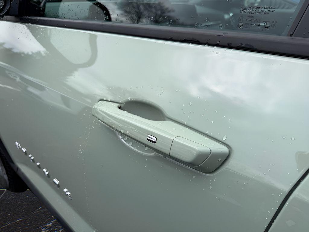 new 2026 Chevrolet Equinox car, priced at $28,695