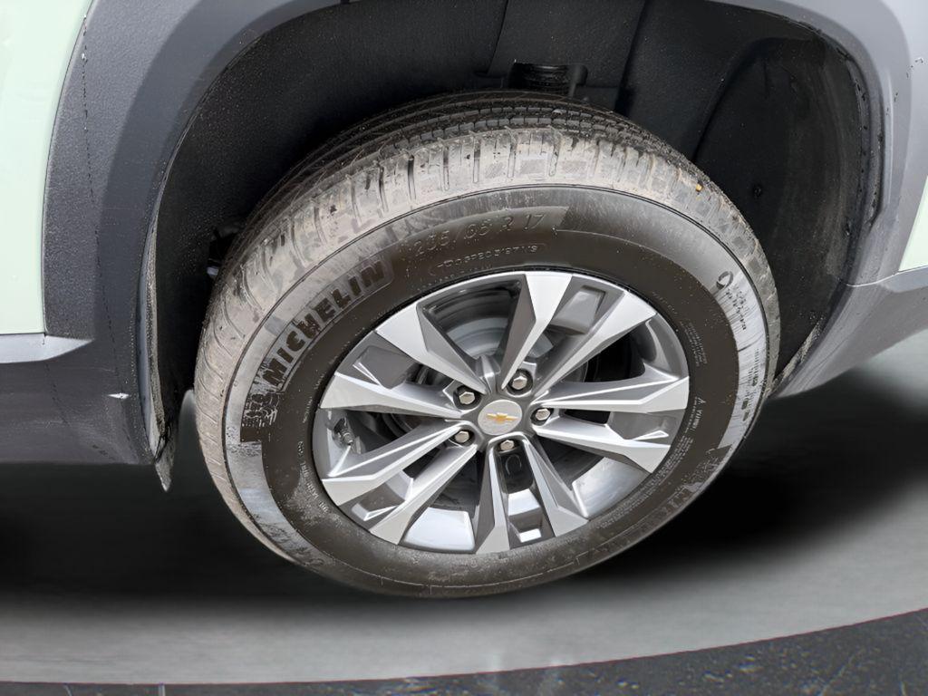 new 2026 Chevrolet Equinox car, priced at $28,695