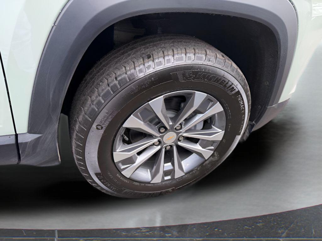 new 2026 Chevrolet Equinox car, priced at $28,695