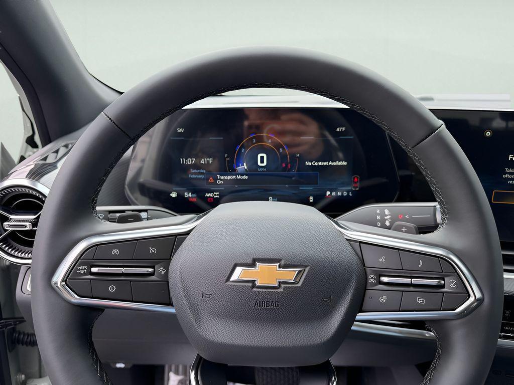 new 2026 Chevrolet Equinox car, priced at $28,695