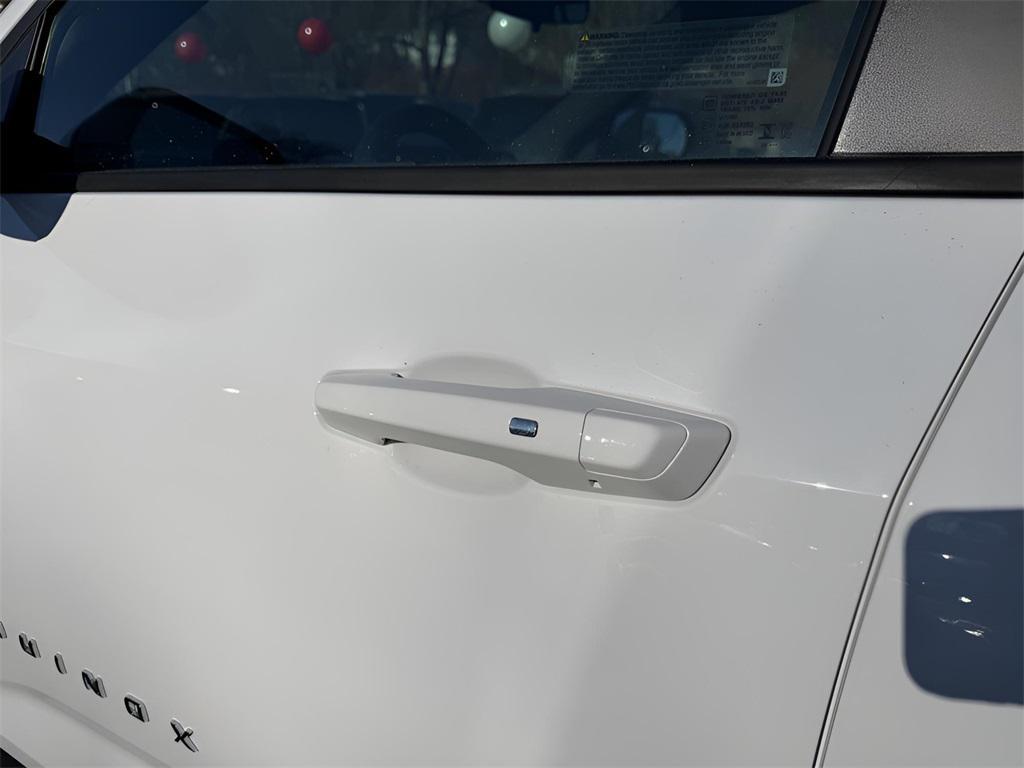 new 2026 Chevrolet Equinox car, priced at $28,695