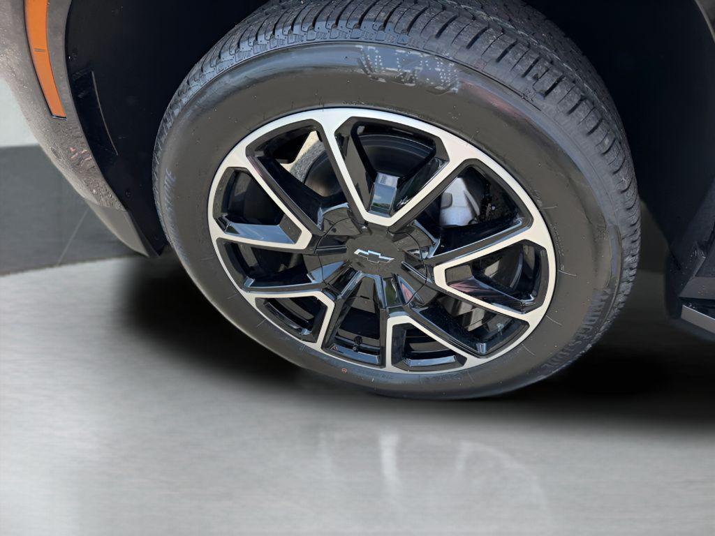 new 2026 Chevrolet Suburban car, priced at $78,995