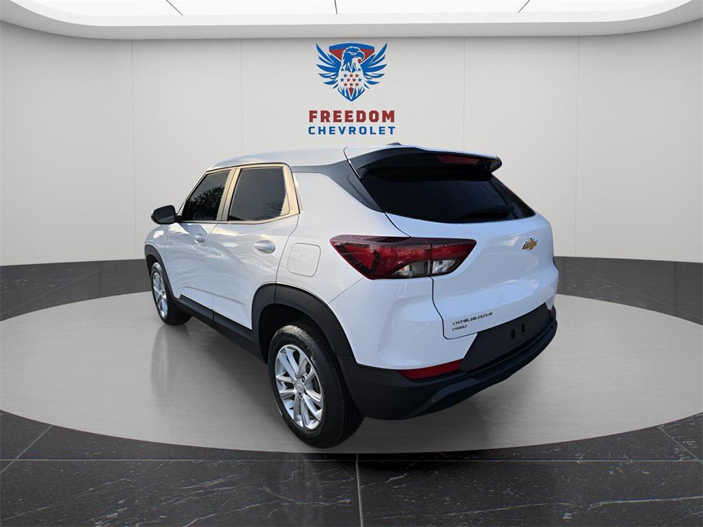 new 2026 Chevrolet TrailBlazer car, priced at $25,495