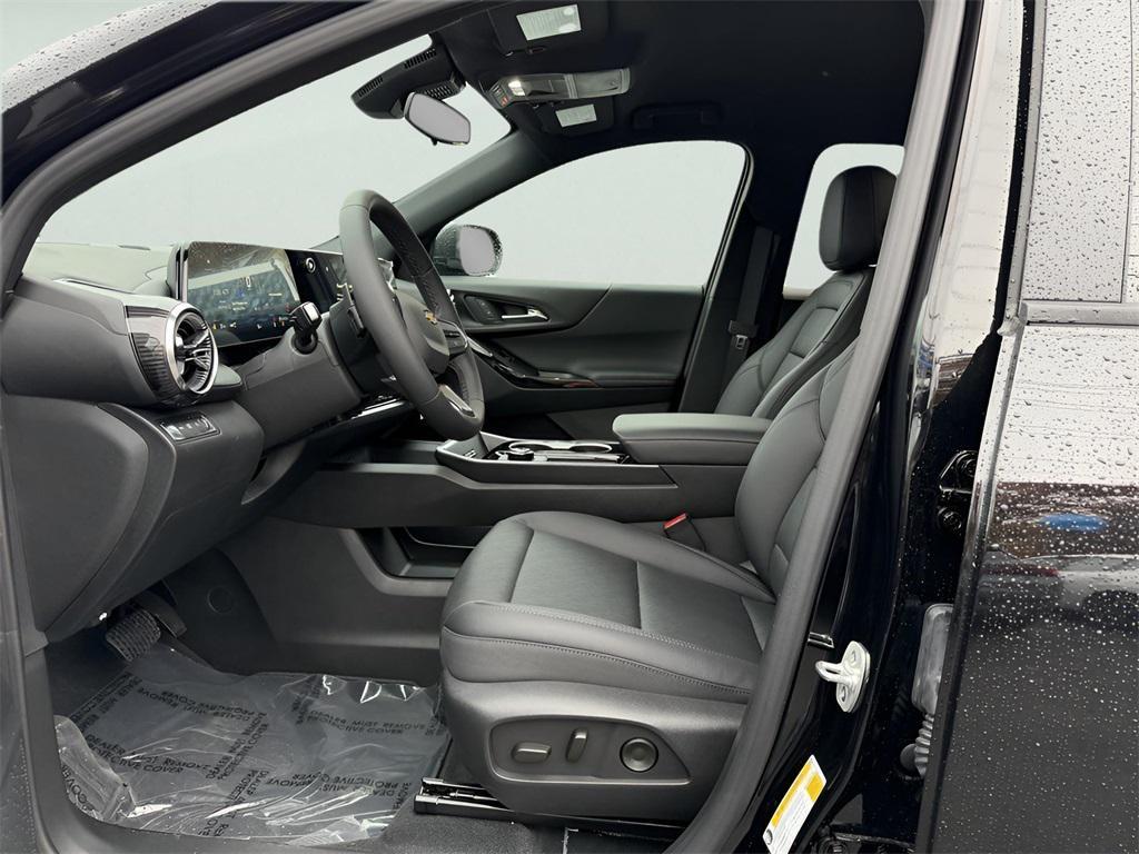 new 2026 Chevrolet Equinox car, priced at $29,675