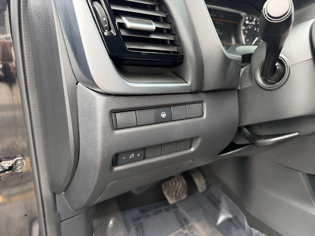 used 2021 Nissan Rogue car, priced at $14,995