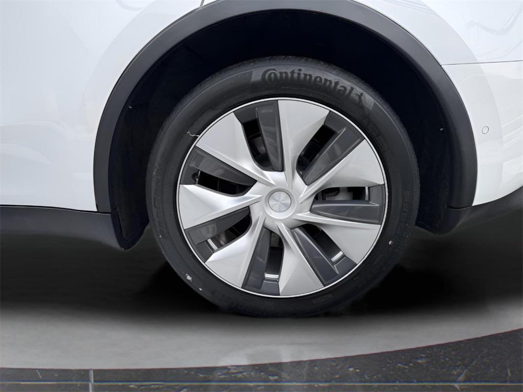 used 2021 Tesla Model Y car, priced at $24,295