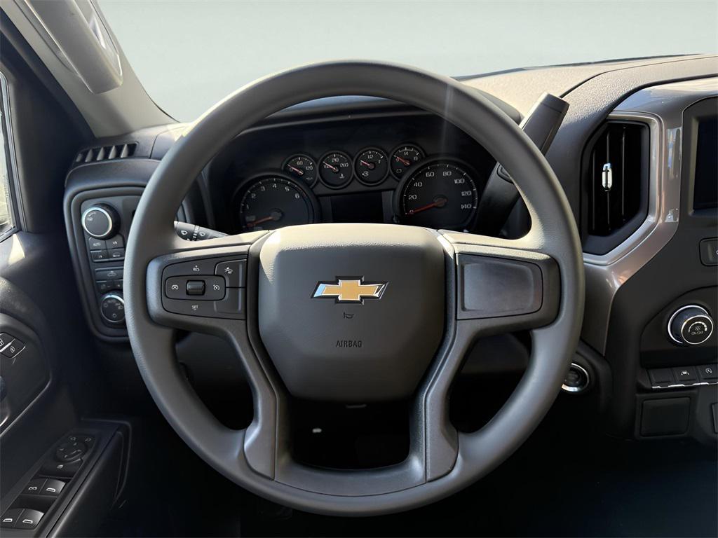 new 2026 Chevrolet Silverado 1500 car, priced at $39,995