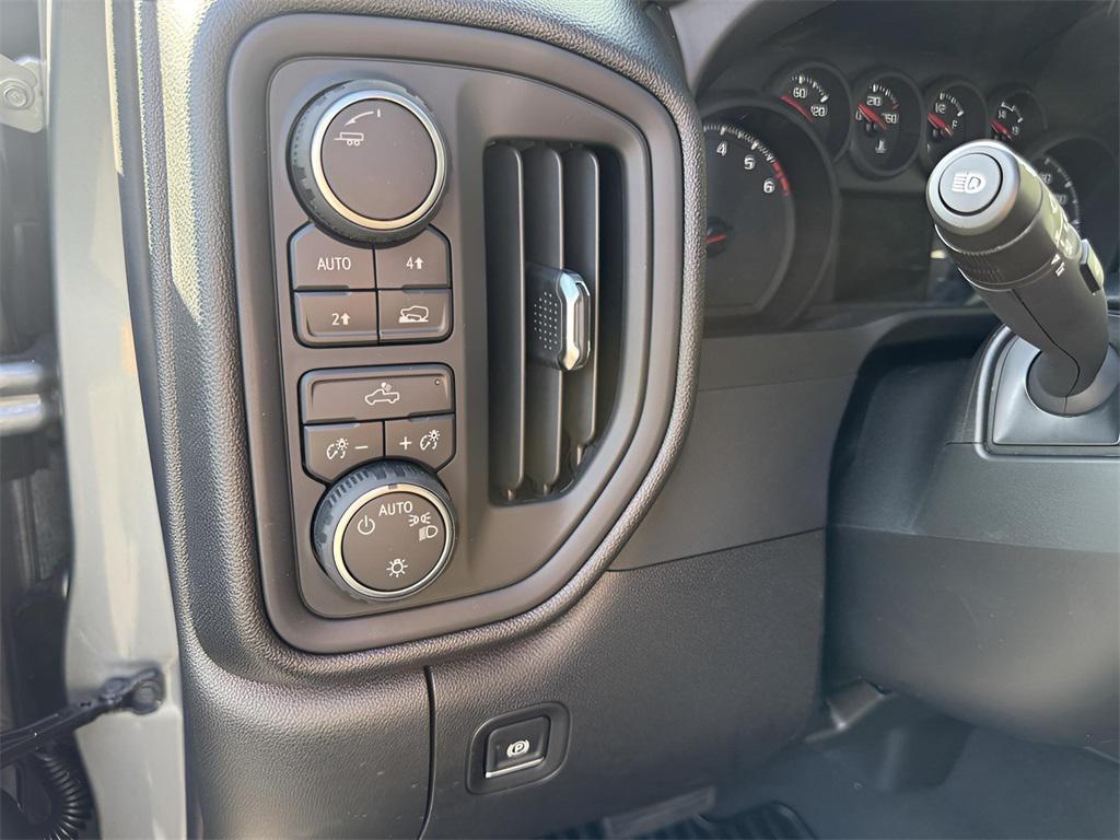 new 2026 Chevrolet Silverado 1500 car, priced at $39,995