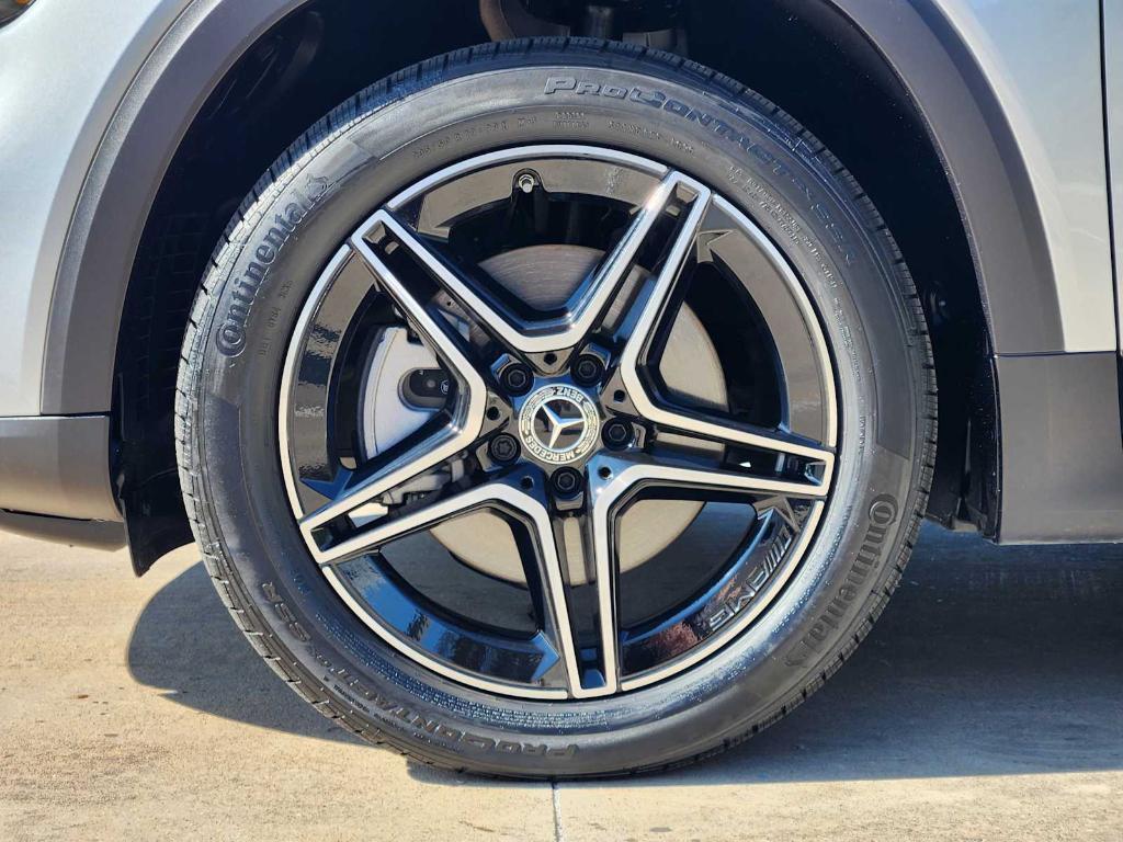 used 2026 Mercedes-Benz GLB 250 car, priced at $43,990