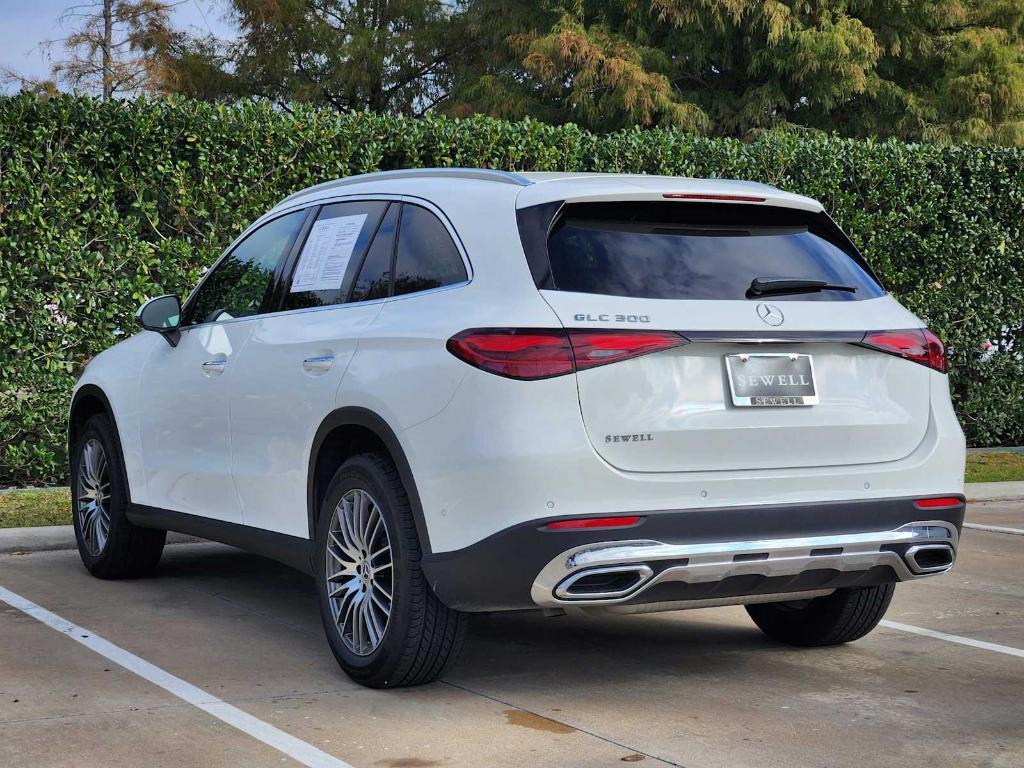 used 2025 Mercedes-Benz GLC 300 car, priced at $42,890