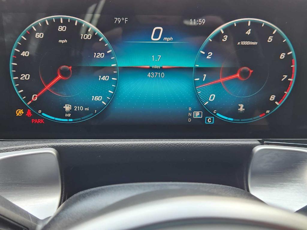 used 2022 Mercedes-Benz GLB 250 car, priced at $26,992