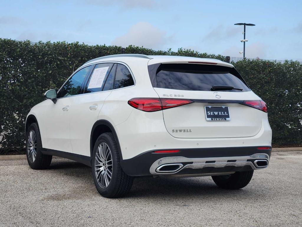 used 2025 Mercedes-Benz GLC 300 car, priced at $41,690