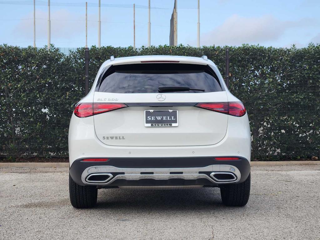 used 2025 Mercedes-Benz GLC 300 car, priced at $41,690