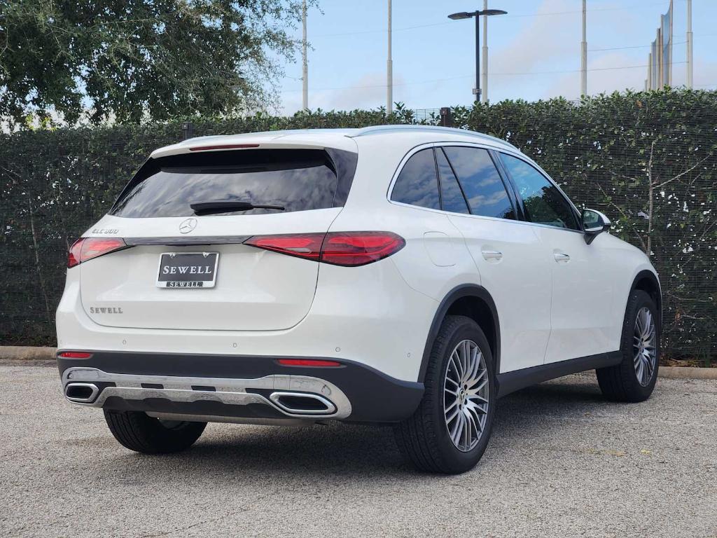 used 2025 Mercedes-Benz GLC 300 car, priced at $41,690
