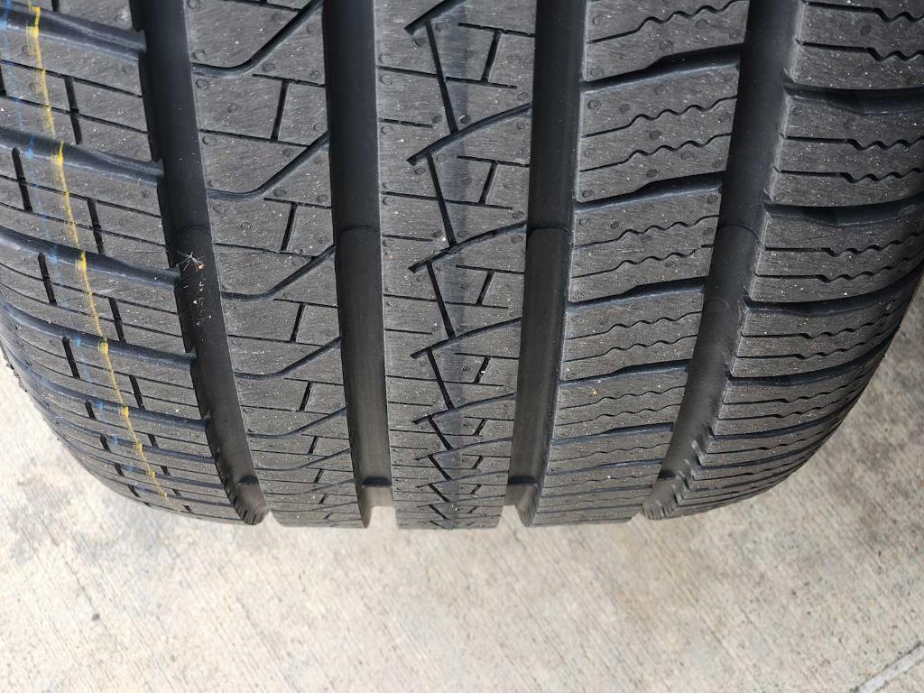 used 2025 Mercedes-Benz GLS 450 car, priced at $75,990