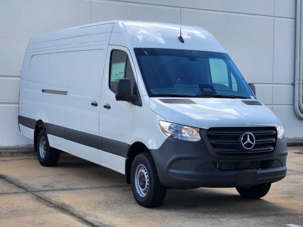 new 2025 Mercedes-Benz Sprinter 3500 car, priced at $70,456