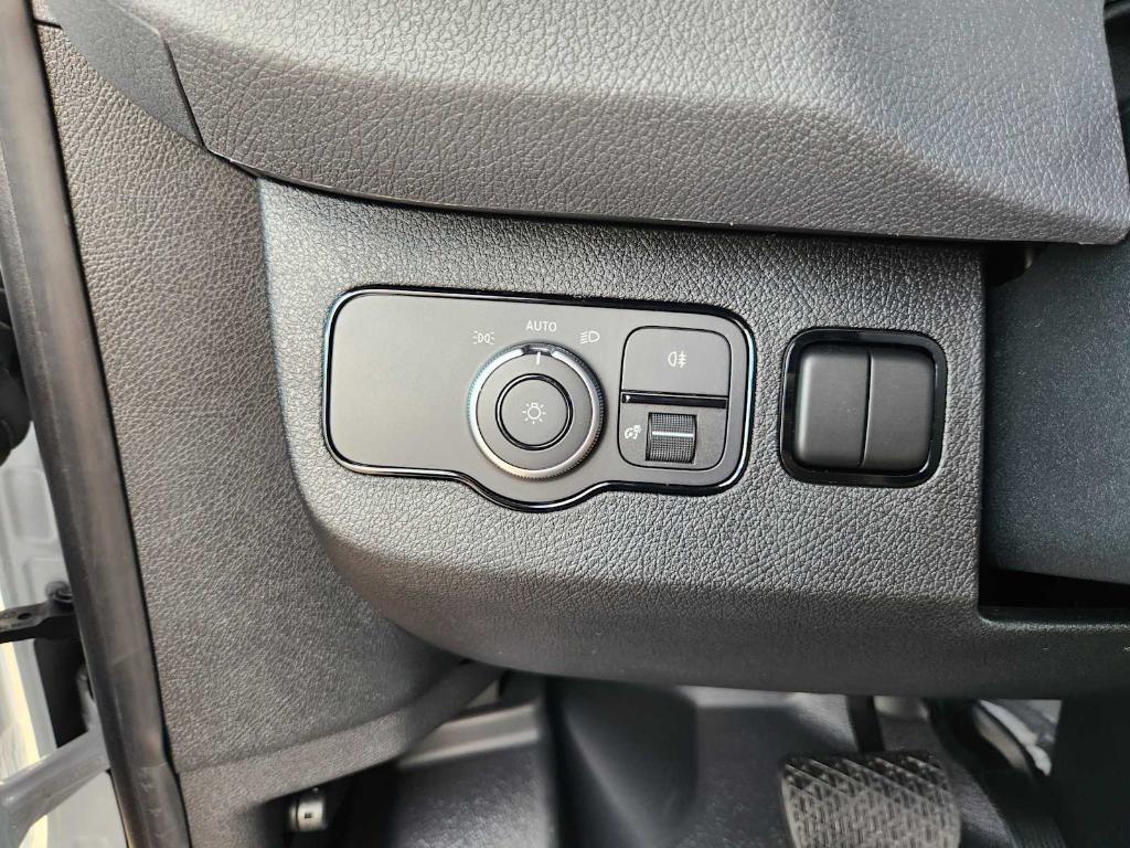 new 2025 Mercedes-Benz Sprinter 3500 car, priced at $70,456