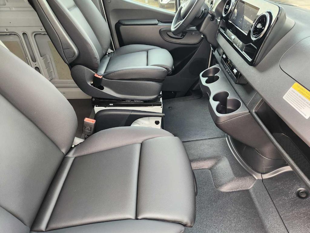 new 2026 Mercedes-Benz Sprinter 2500 car, priced at $61,972