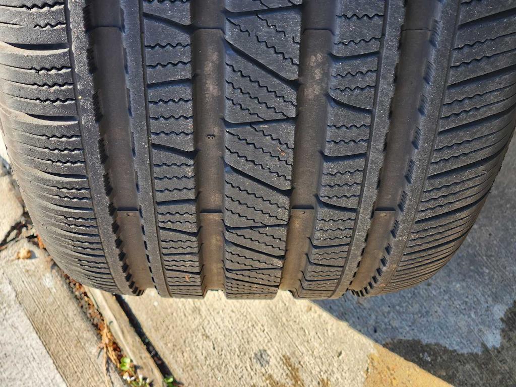 used 2025 Mercedes-Benz GLE 350 car, priced at $59,990