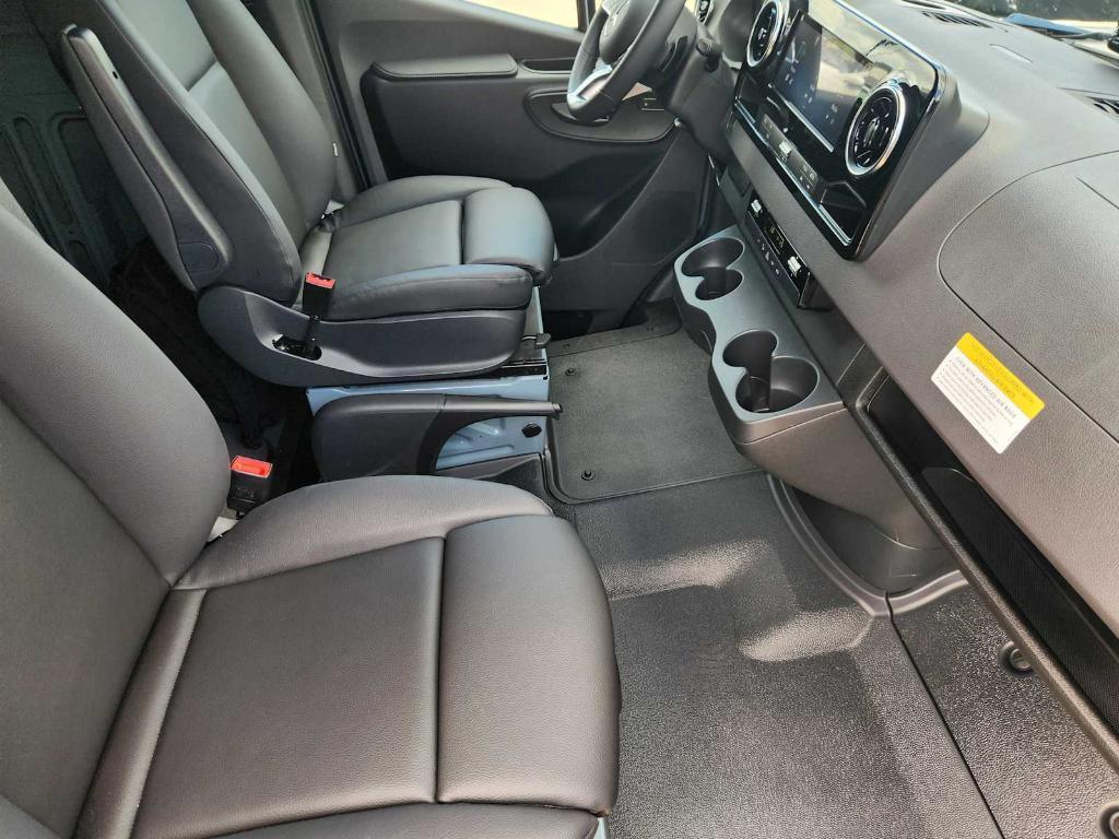 new 2026 Mercedes-Benz Sprinter 2500 car, priced at $69,634