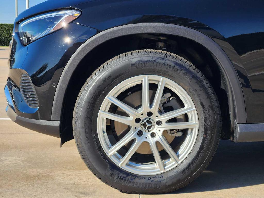 used 2026 Mercedes-Benz GLC 300 car, priced at $46,990