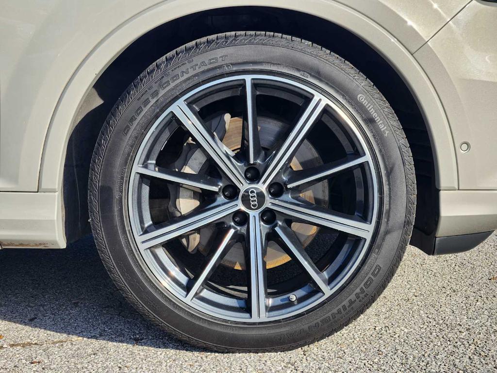 used 2023 Audi Q7 car, priced at $29,990