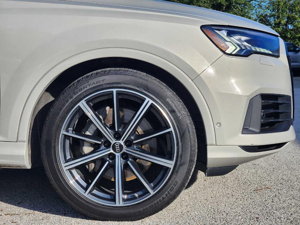 used 2023 Audi Q7 car, priced at $29,990
