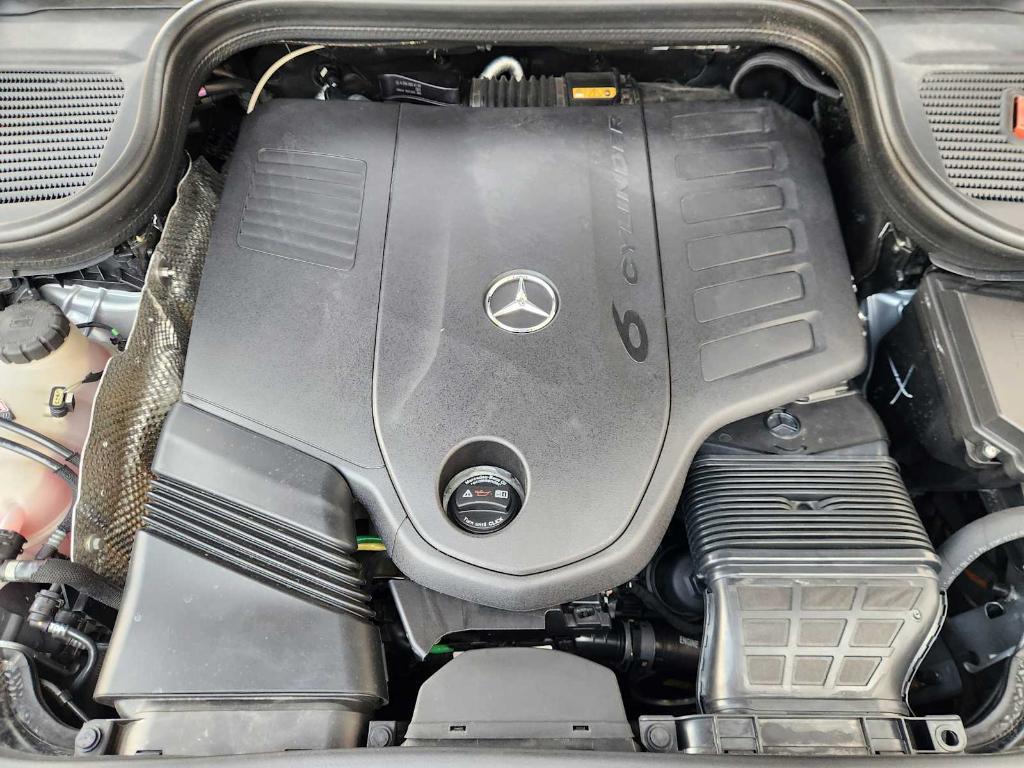 Mercedes-Benz GLE view 30