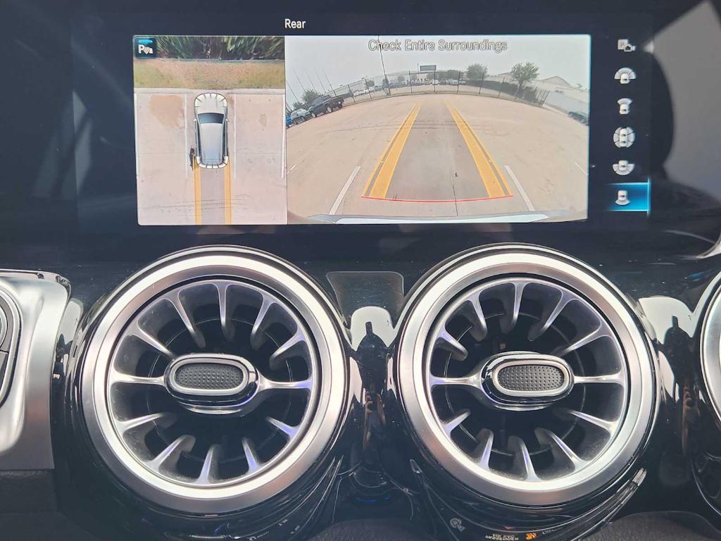 used 2022 Mercedes-Benz GLB 250 car, priced at $25,992