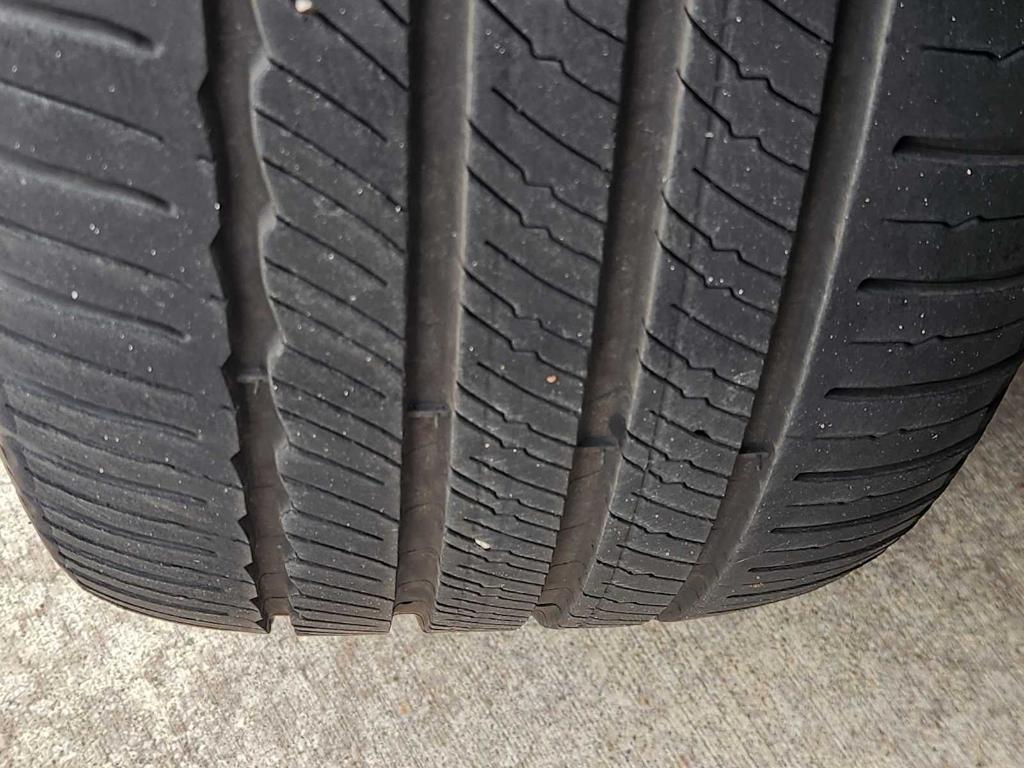 used 2022 Mercedes-Benz GLB 250 car, priced at $25,992