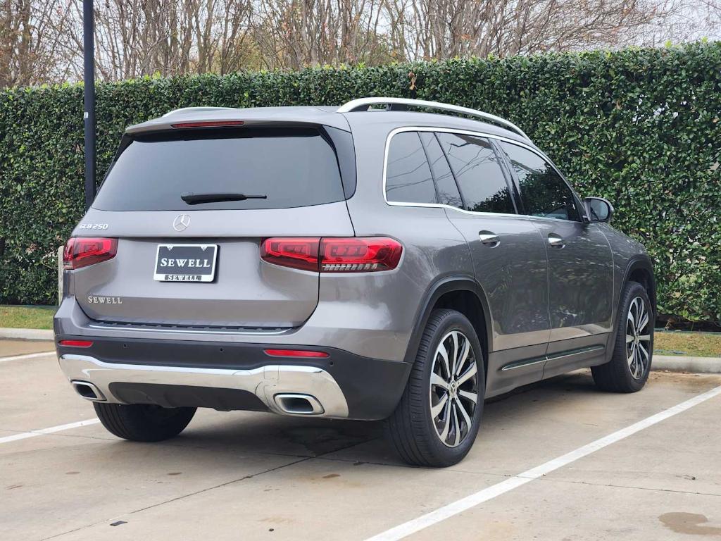 used 2022 Mercedes-Benz GLB 250 car, priced at $25,992