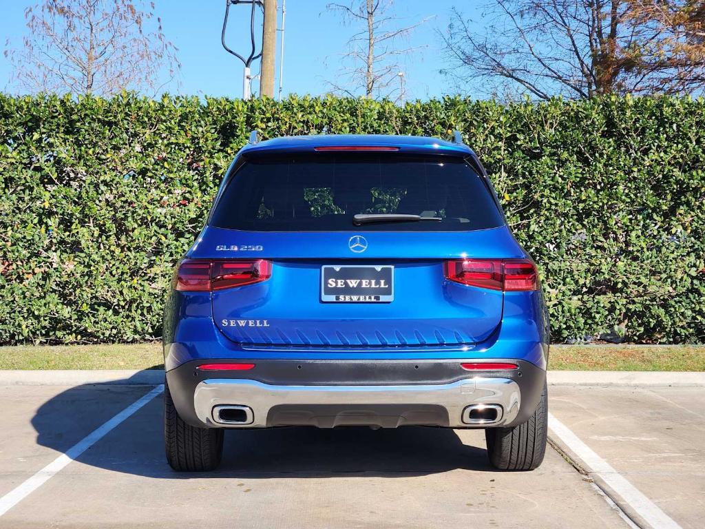 used 2025 Mercedes-Benz GLB 250 car, priced at $39,690