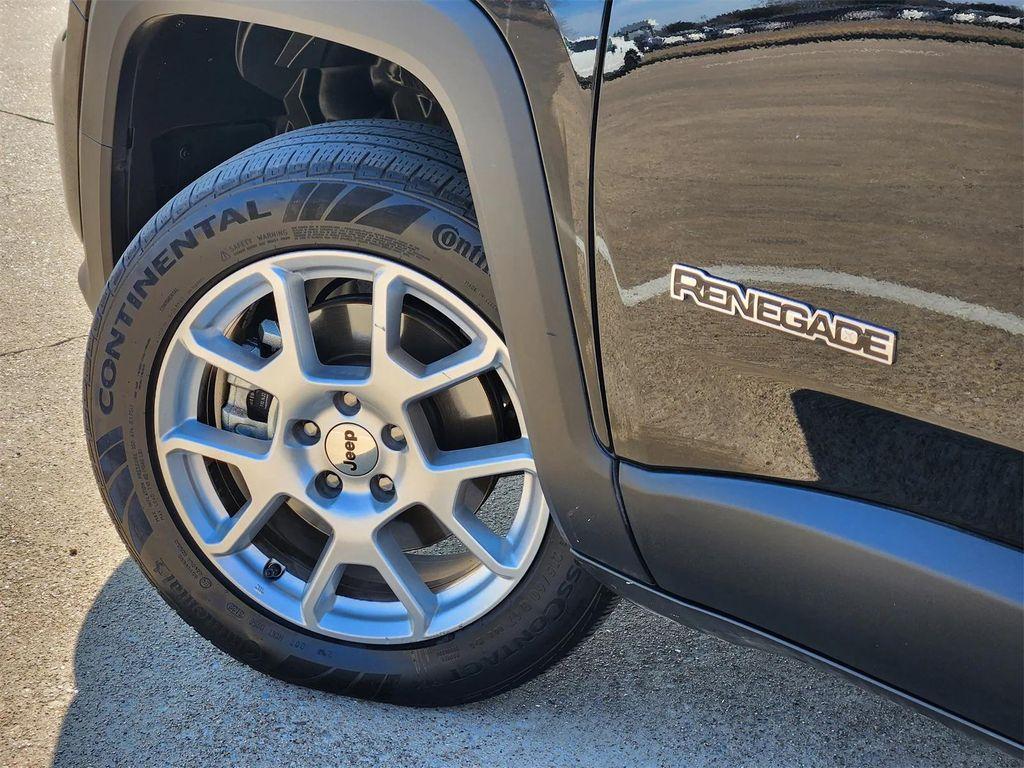 used 2022 Jeep Renegade car, priced at $16,295