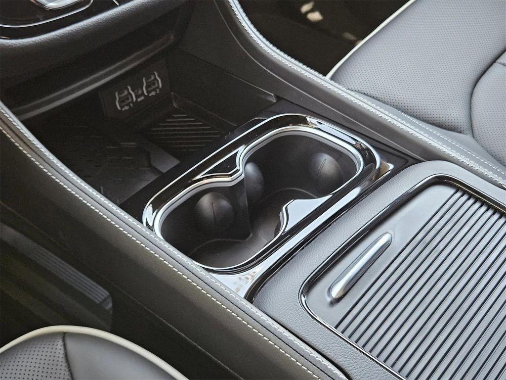 new 2025 Chrysler Pacifica car, priced at $48,899