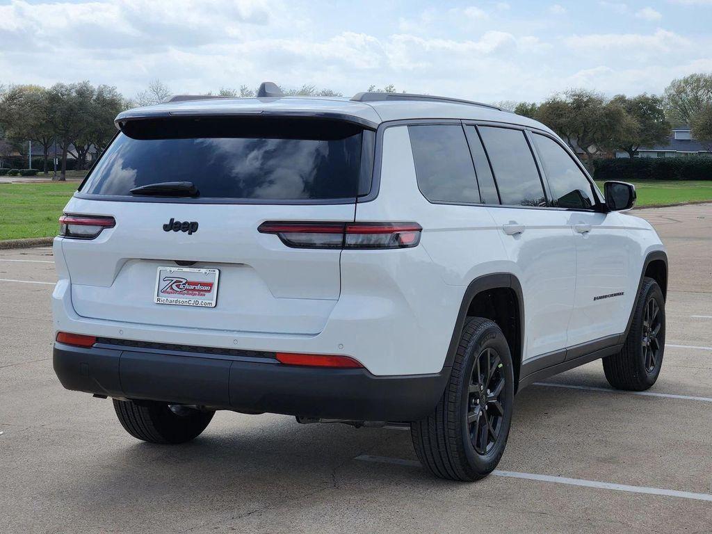 new 2026 Jeep Grand Cherokee L car, priced at $40,571