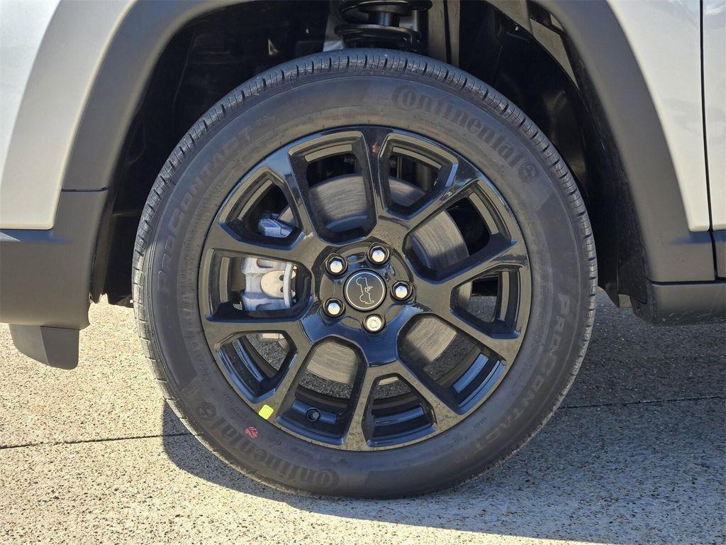 new 2026 Jeep Compass car, priced at $27,399