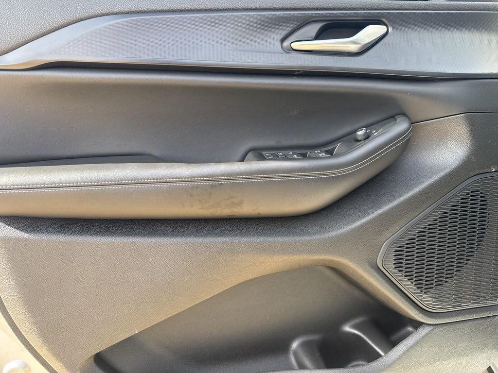 used 2024 Jeep Grand Cherokee L car, priced at $26,691