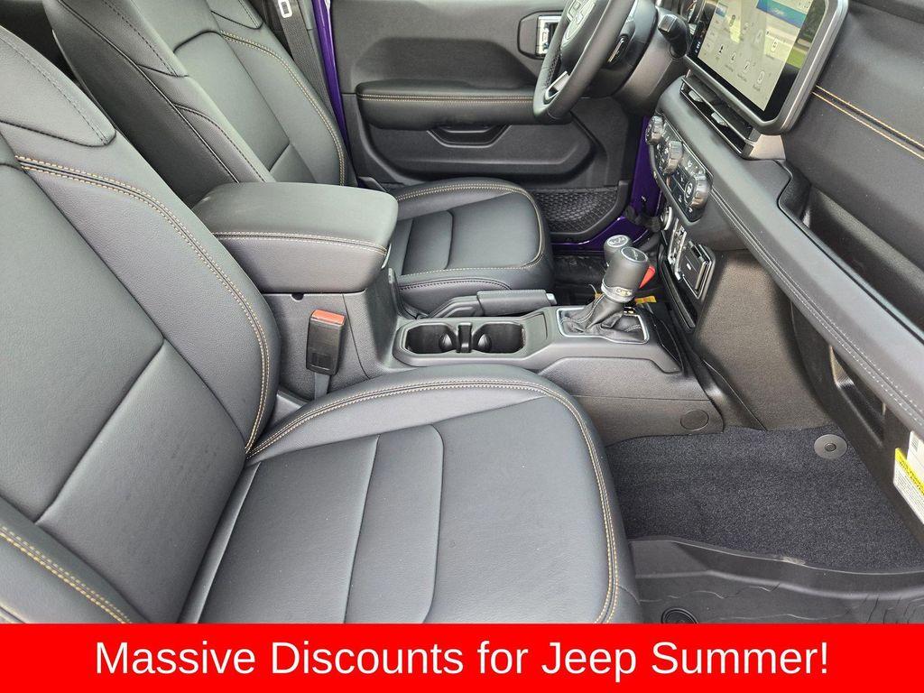 new 2026 Jeep Gladiator car, priced at $40,871